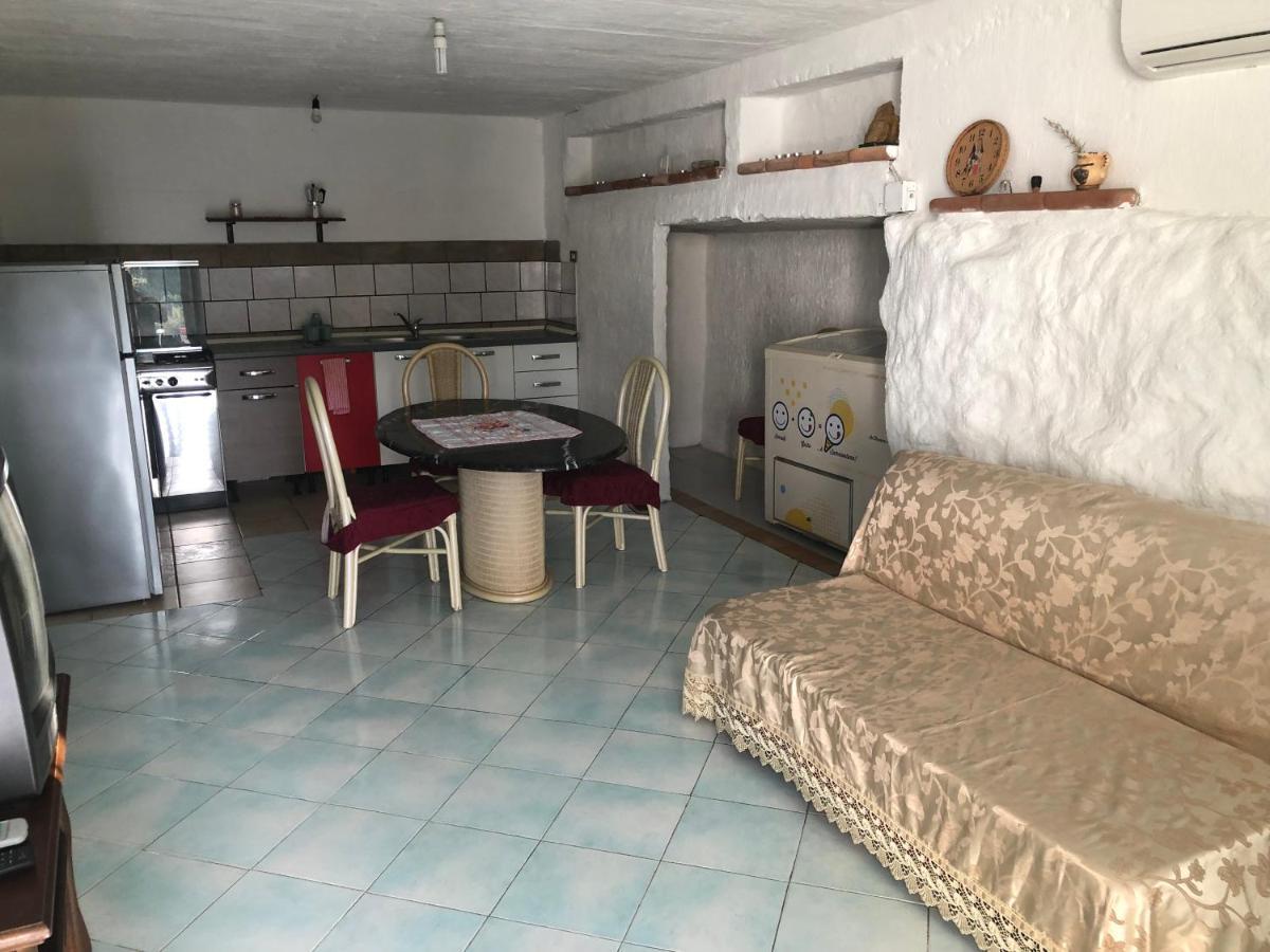 Ferienwohnung Sarrala Tertenìa Exterior foto